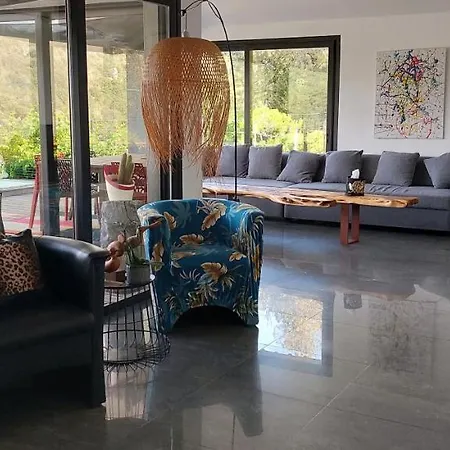 La Baie Des Anges * פורטו-וישיו