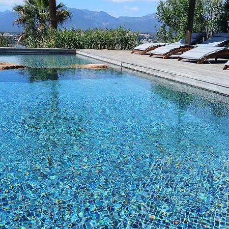 La Baie Des Anges * פורטו-וישיו