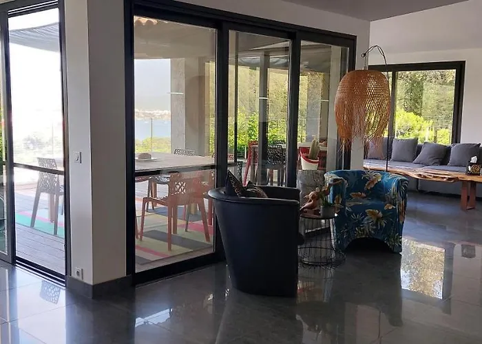 La Baie Des Anges Villa